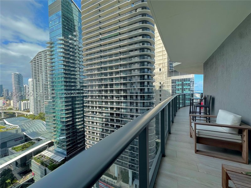 Comprar apartamento no Brickell Heights East 2501