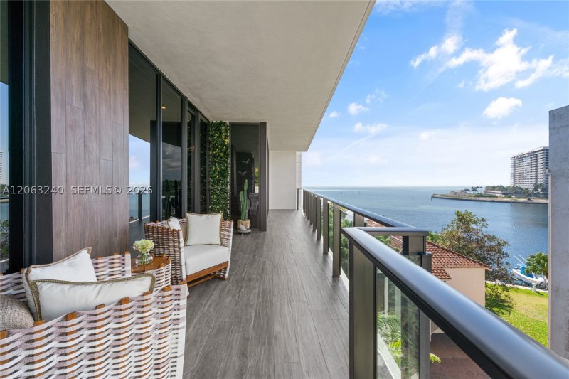 Comprar apartamento no The Fairchild Coconut Grove 505