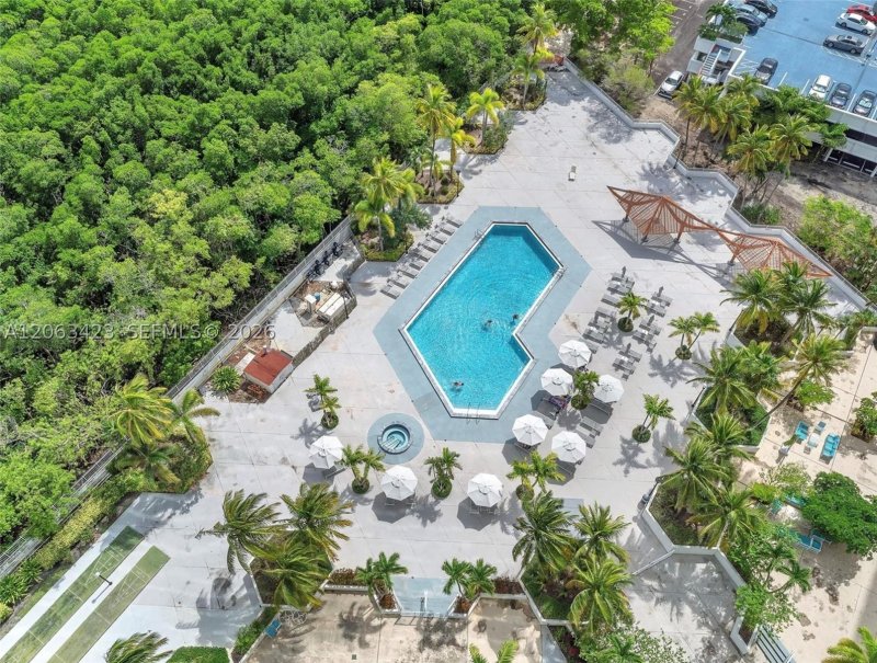 Condo for sale at Arlen House 709