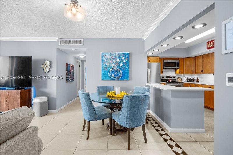 Condo for sale at Olympus Towers 911