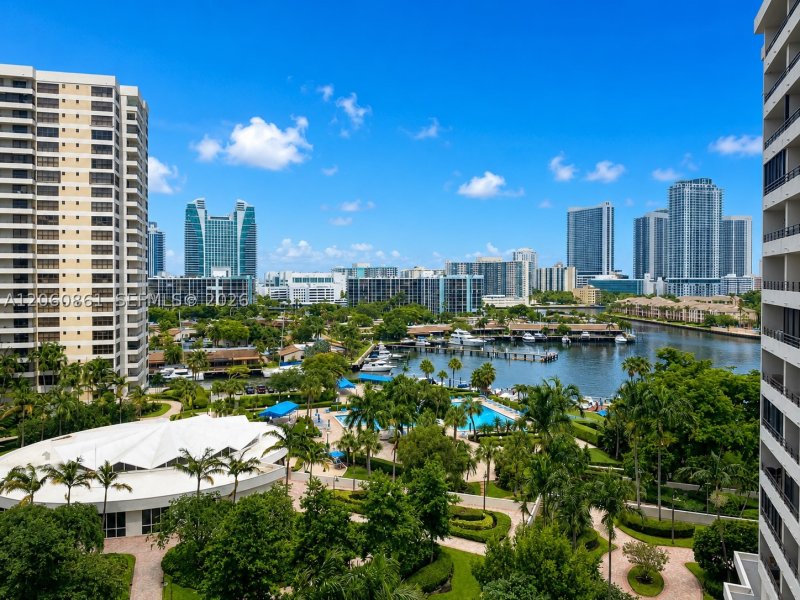 Condo for sale at Olympus Towers 911