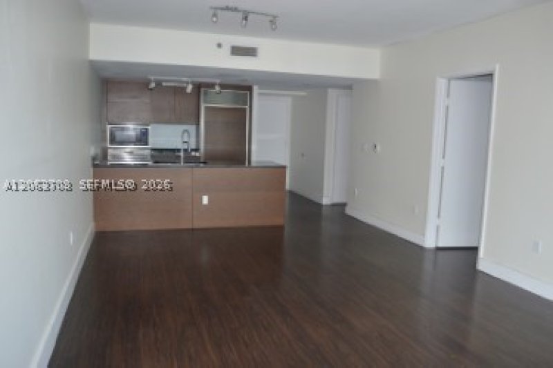 Condo for sale at Icon Brickell Tower I 1814