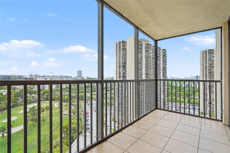 Condo for sale at Coronado I 1702