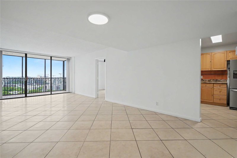 Condo for sale at Coronado I 1702