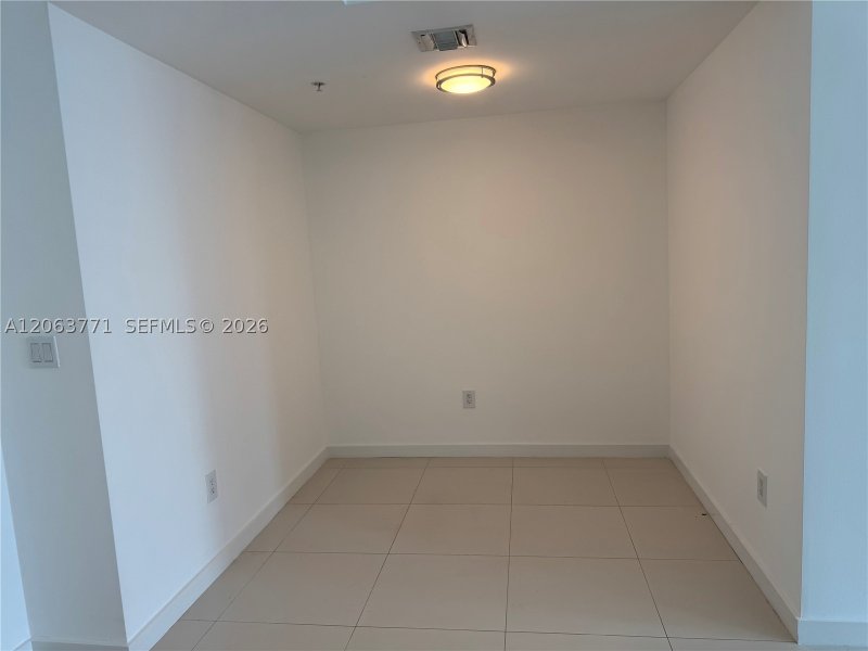 Apartment for rent at The Ivy 2314