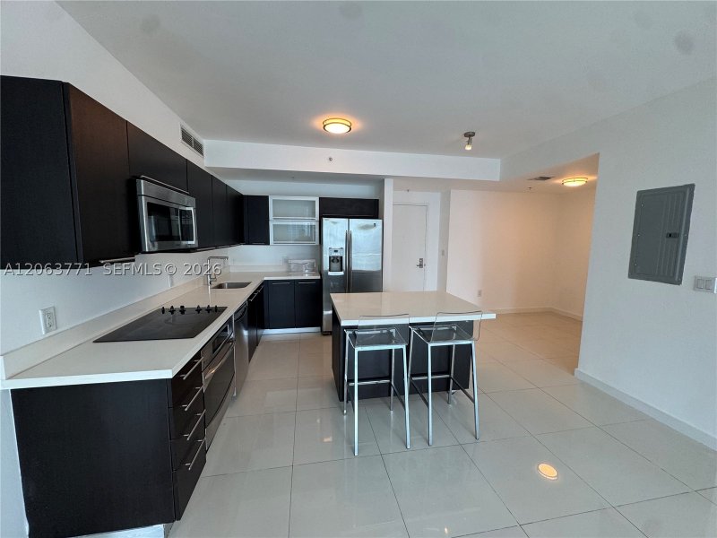 Apartment for rent at The Ivy 2314