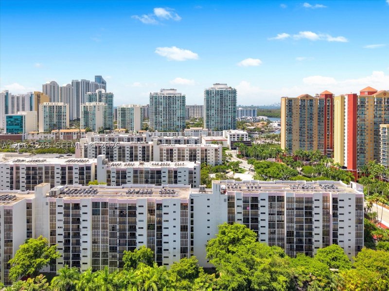 Condo for sale at Plaza of the Americas 705