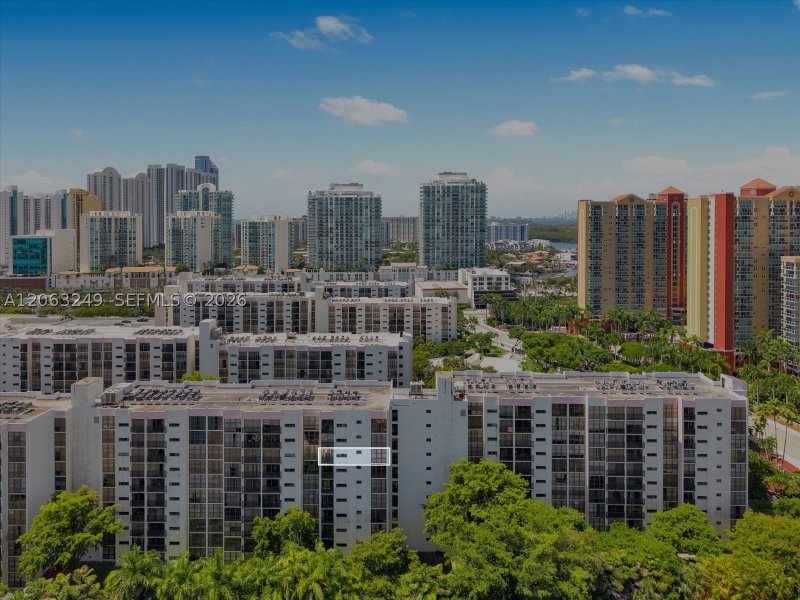 Condo for sale at Plaza of the Americas 705