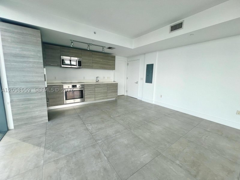 Comprar apartamento no Paraiso Bay Miami 908