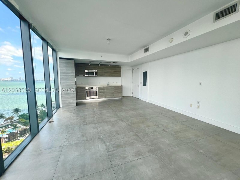 Comprar apartamento no Paraiso Bay Miami 908