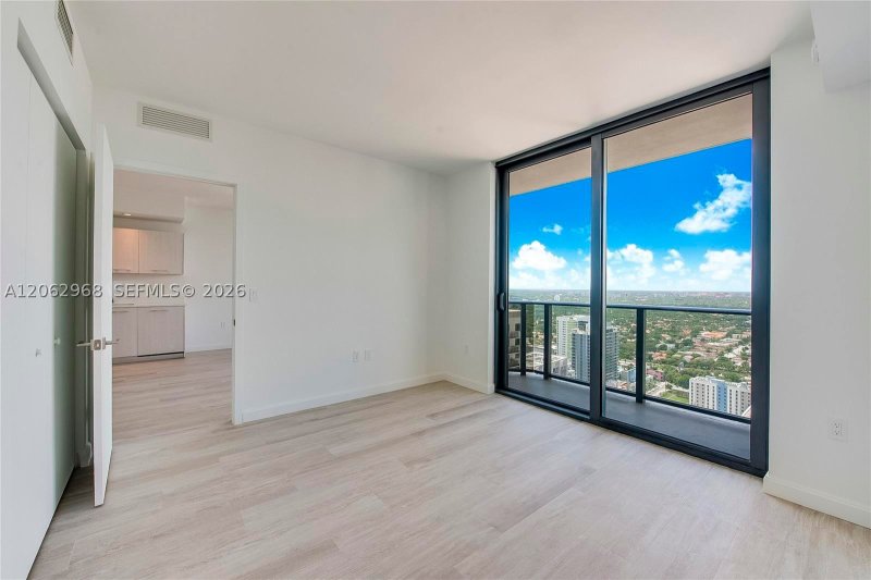 Aluguel de apartamento no Brickell Heights West 3507