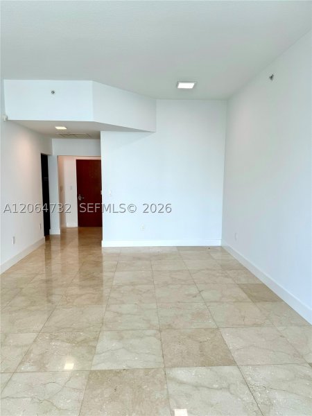 Aluguel de apartamento no Brickell on the River North 4214