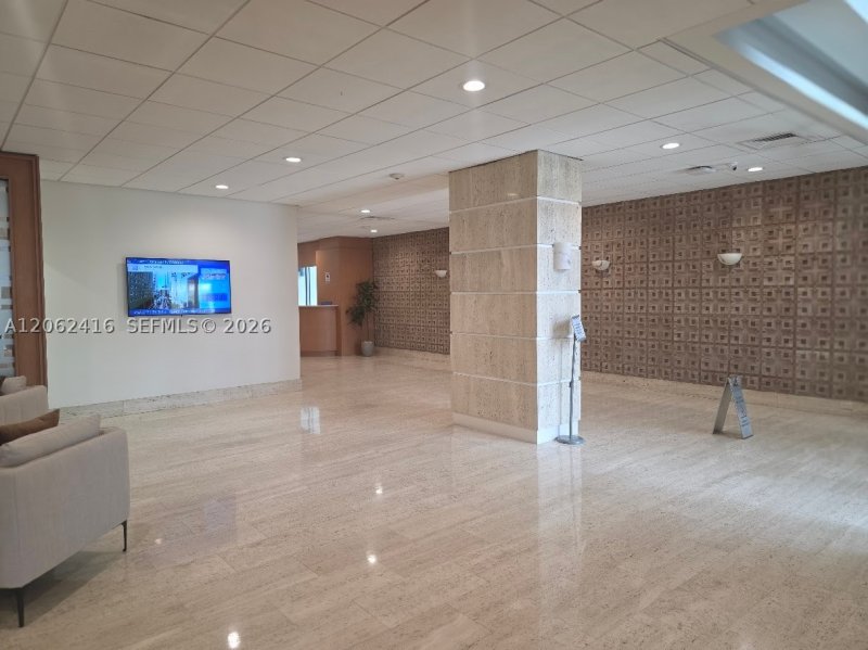 Comprar apartamento en Triton Towers 940
