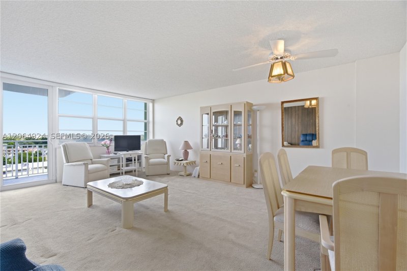 Comprar apartamento en Bayview Towers A710