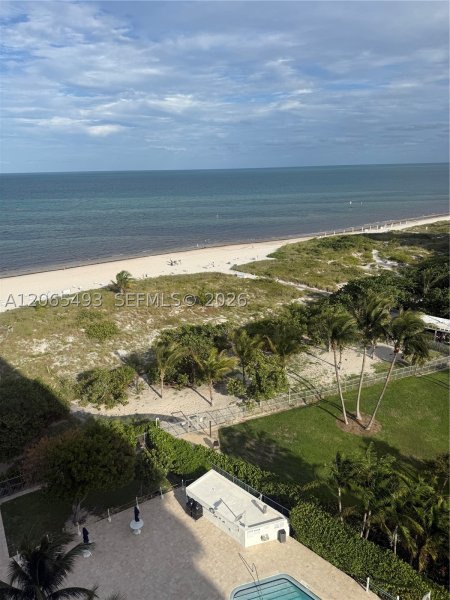 Aluguel de apartamento no Commodore Club East 1203