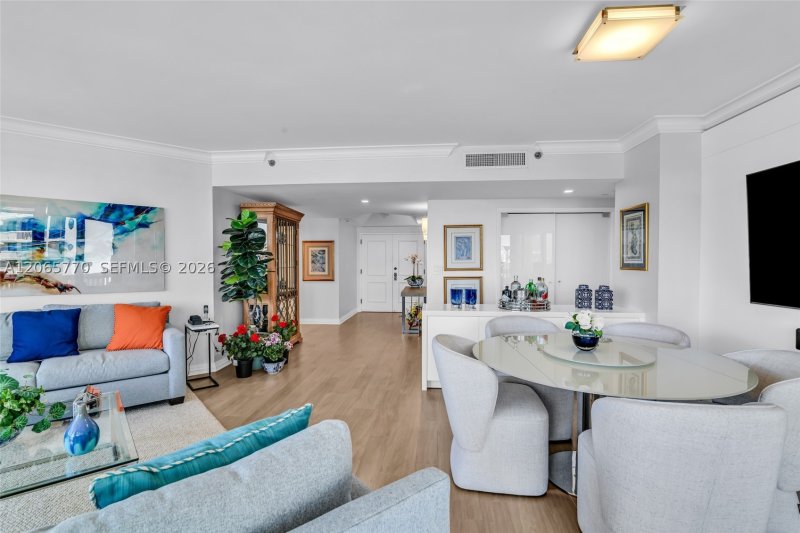 Condo for sale at 2000 Williams Island 2006