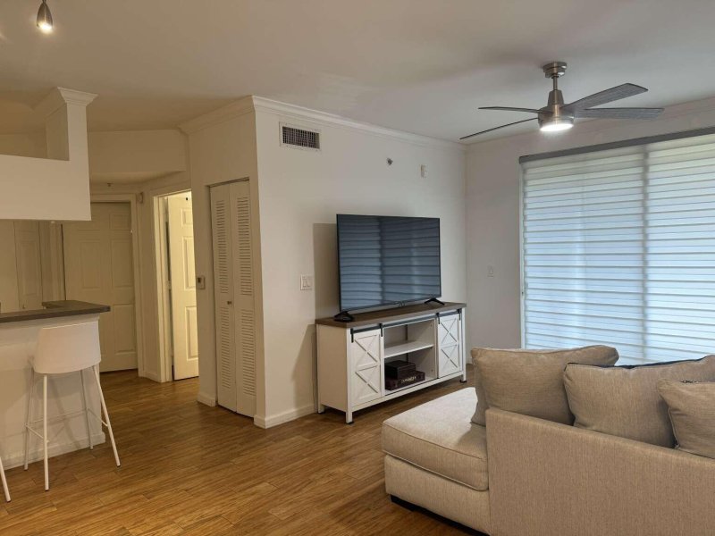 Comprar apartamento no Porto Bellagio 3102