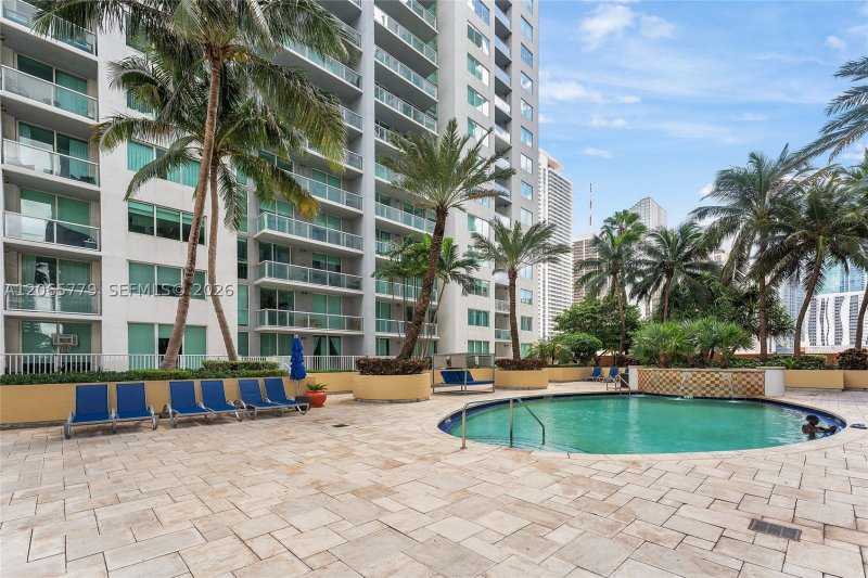 Vizcayne South Tower Apt #219