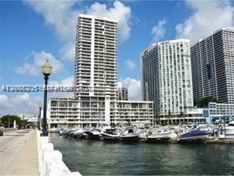 Comprar apartamento no The Venetia 30G