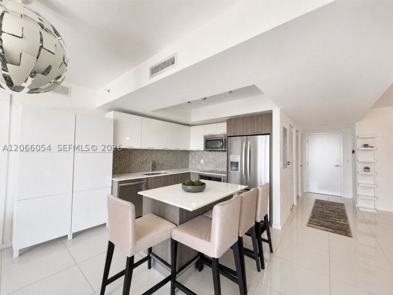 Alquiler de apartamento en 5252 Paseo Doral 810