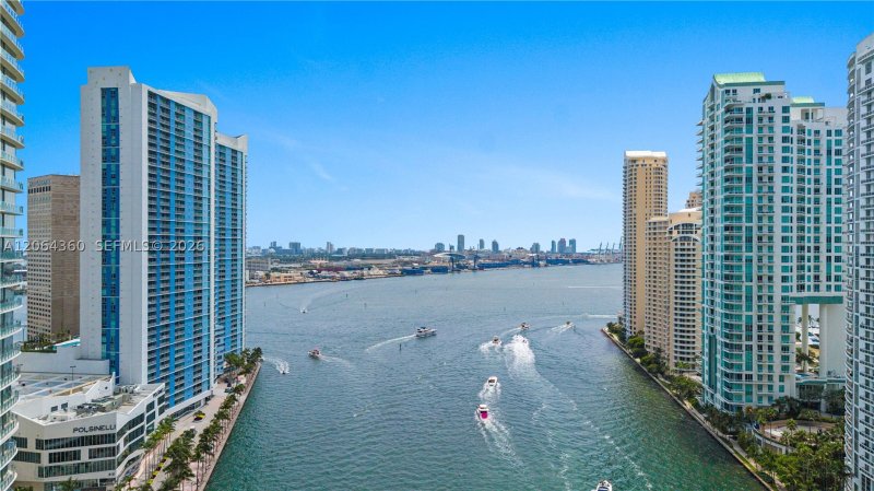 Comprar apartamento en One Miami East Tower 3421