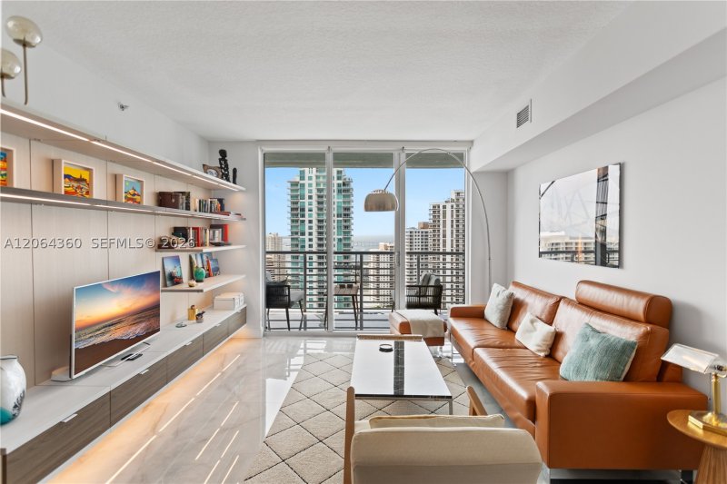 Comprar apartamento en One Miami East Tower 3421