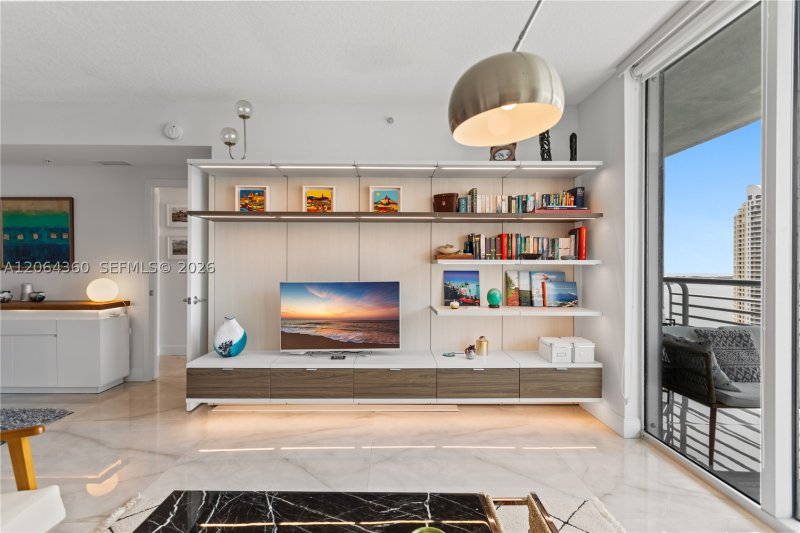Comprar apartamento en One Miami East Tower 3421