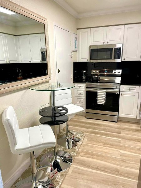 Condo for sale at The Wave Condo 338