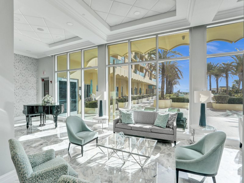 Condo for sale at The Wave Condo 338