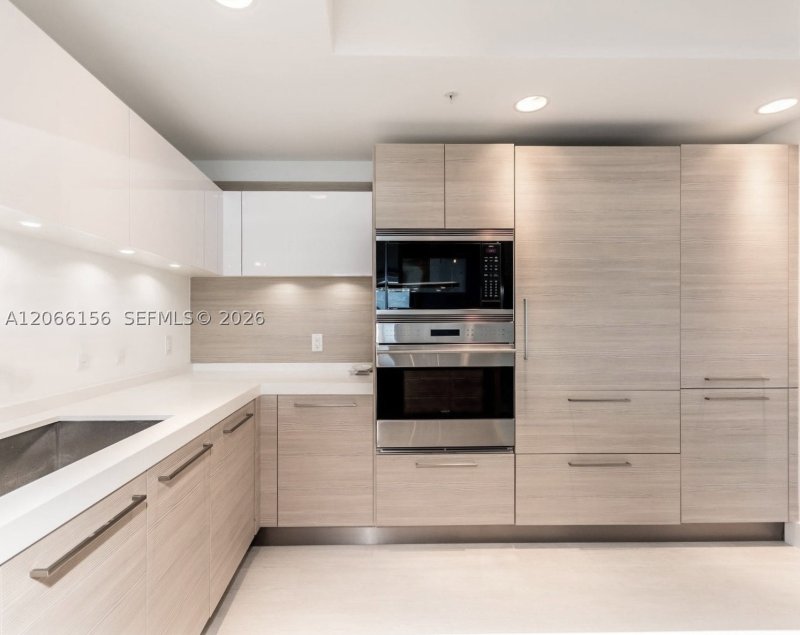 Condo for sale at Marina Palms Yacht Club 1004