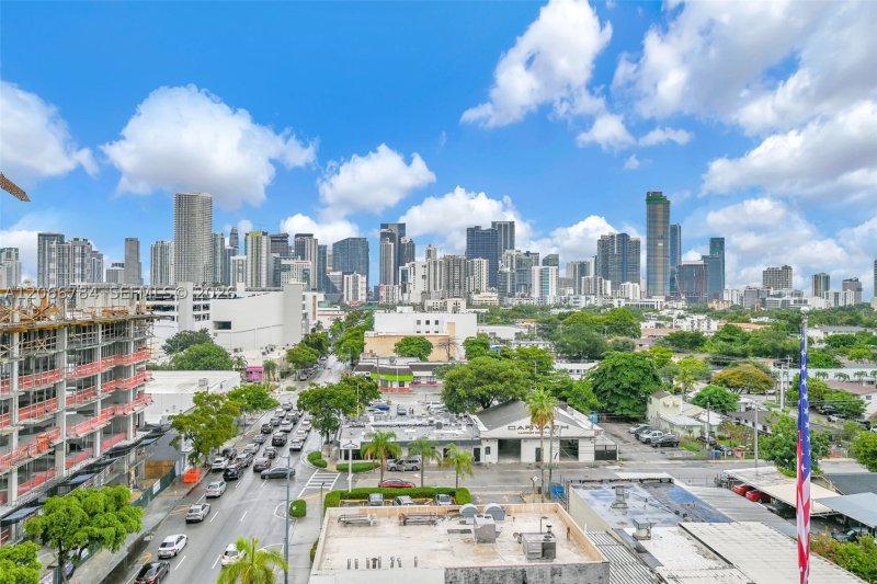 Comprar apartamento no Brickell Vista 908