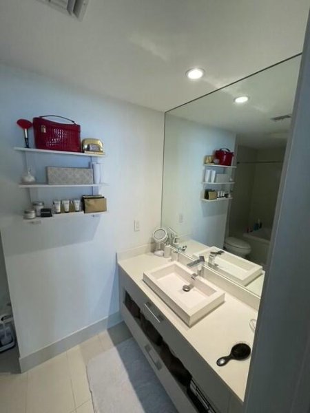 Comprar apartamento no Brickell Heights West 3209