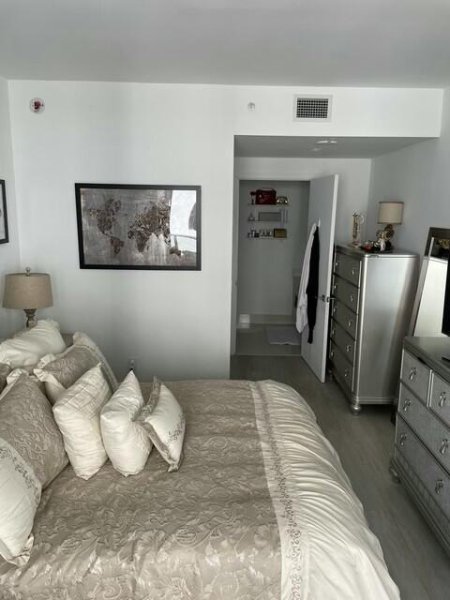 Comprar apartamento no Brickell Heights West 3209