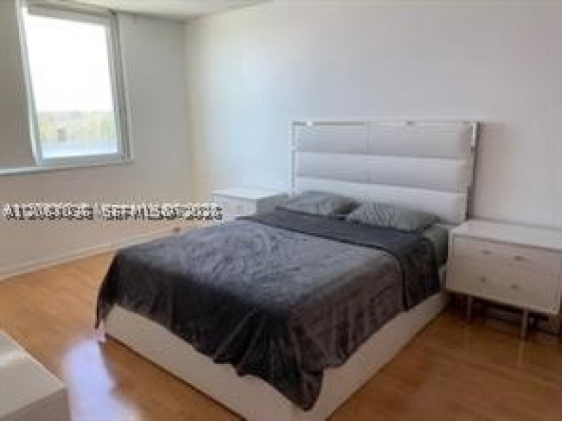 Aluguel de apartamento no Arlen House 508