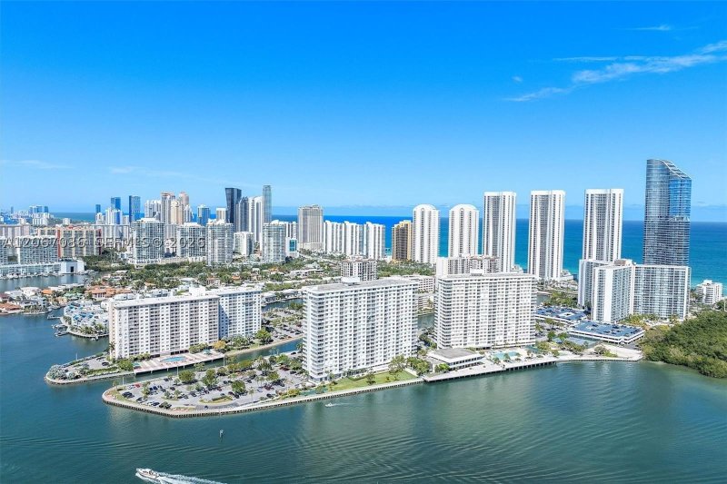 Aluguel de apartamento no Arlen House 508