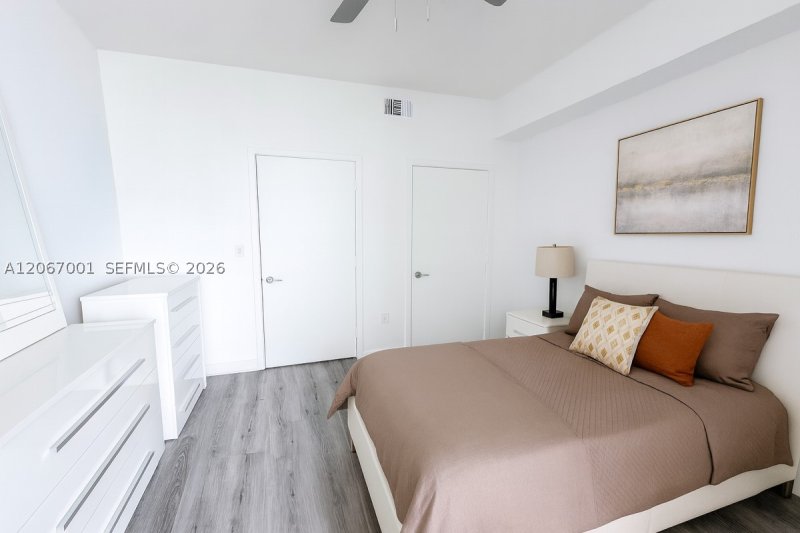 Comprar apartamento no Axis on Brickell South Tower 2809-S