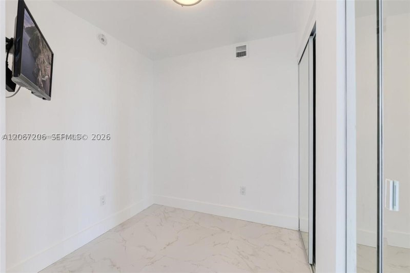 Aluguel de apartamento no Arlen Beach 1611
