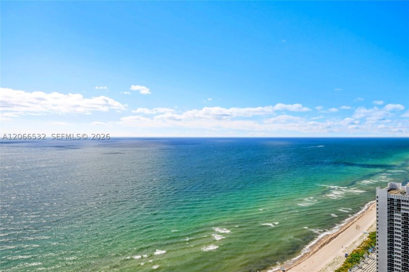 Aluguel de apartamento no Beach Club Two 3606