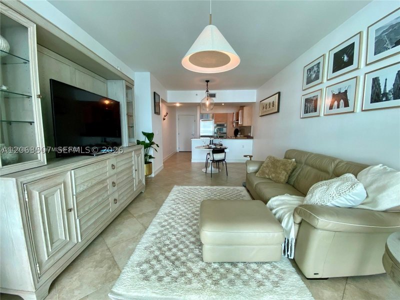 Aluguel de apartamento no Emerald Brickell 2004