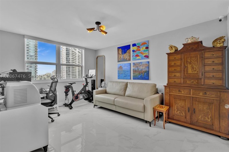 Condo for sale at Mark on Brickell 3211