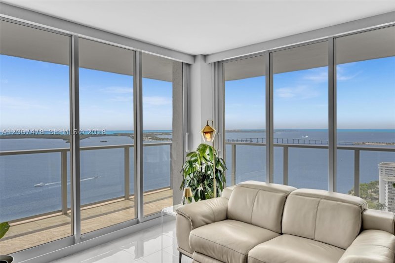 Condo for sale at Mark on Brickell 3211
