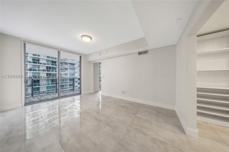 Aluguel de apartamento no Aria on The Bay 2109