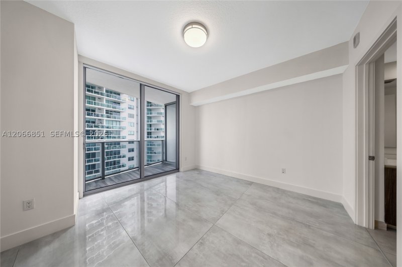Aluguel de apartamento no Aria on The Bay 2109