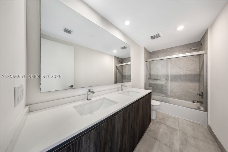 Aluguel de apartamento no Aria on The Bay 2109