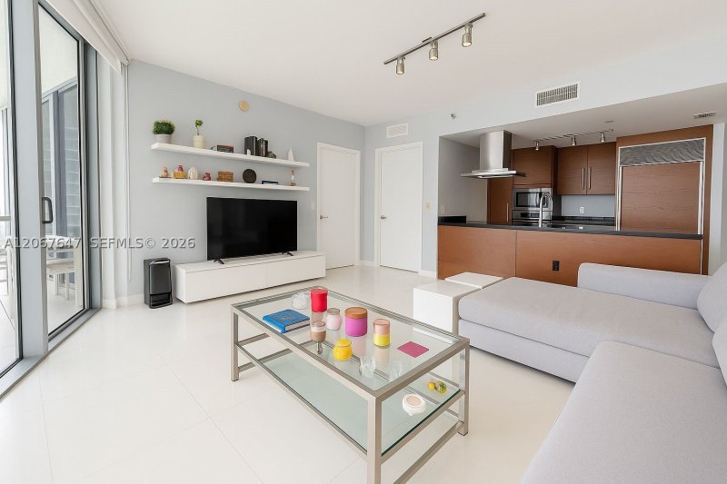 Comprar apartamento no Icon Brickell Tower II 5104