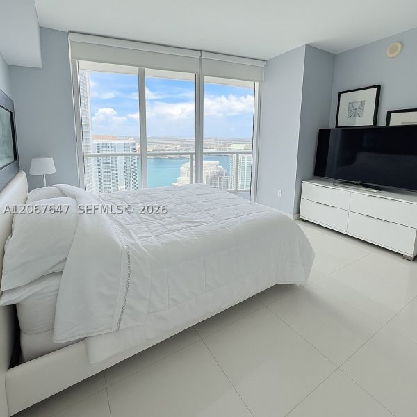 Comprar apartamento no Icon Brickell Tower II 5104