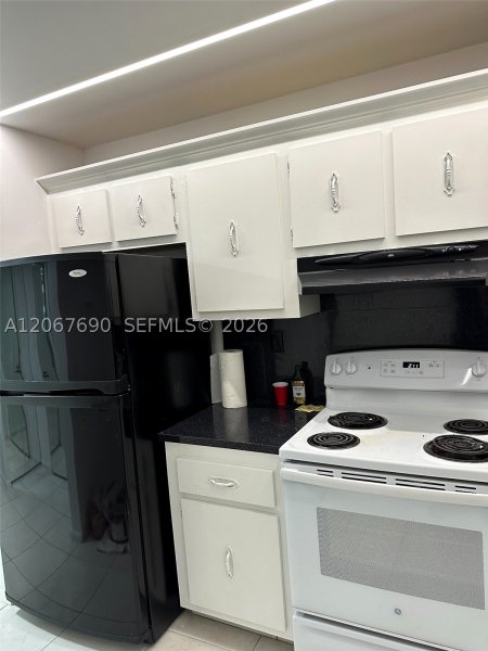 Condo for sale at Olympus Towers 1113