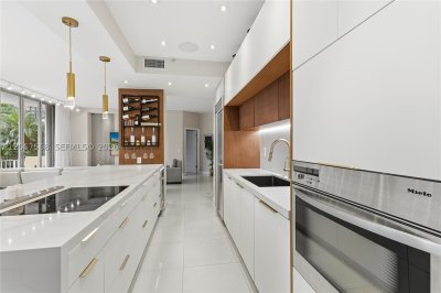 Property photo # 4
