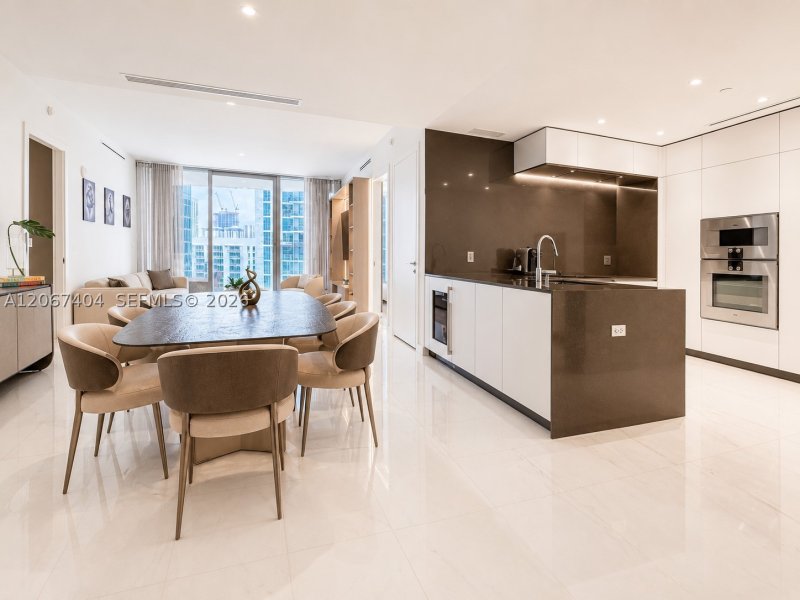 Aluguel de apartamento no Aston Martin Residences 2609W
