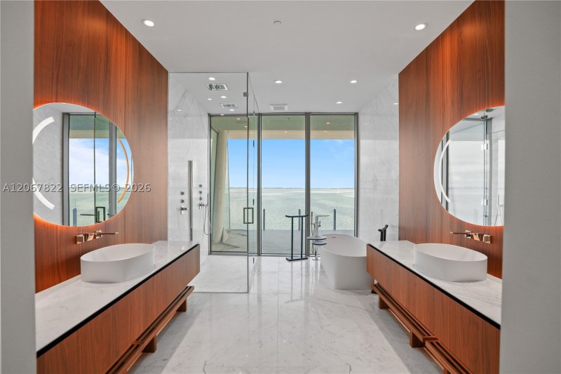 Condo for sale at Vita at Grove Isle M502